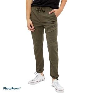 BLUENOTES slim jogger hunter green